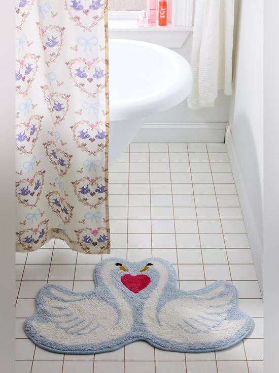 Urban Outfitters Other - Urban Outfitters Swan Heart Bath Mat NWT